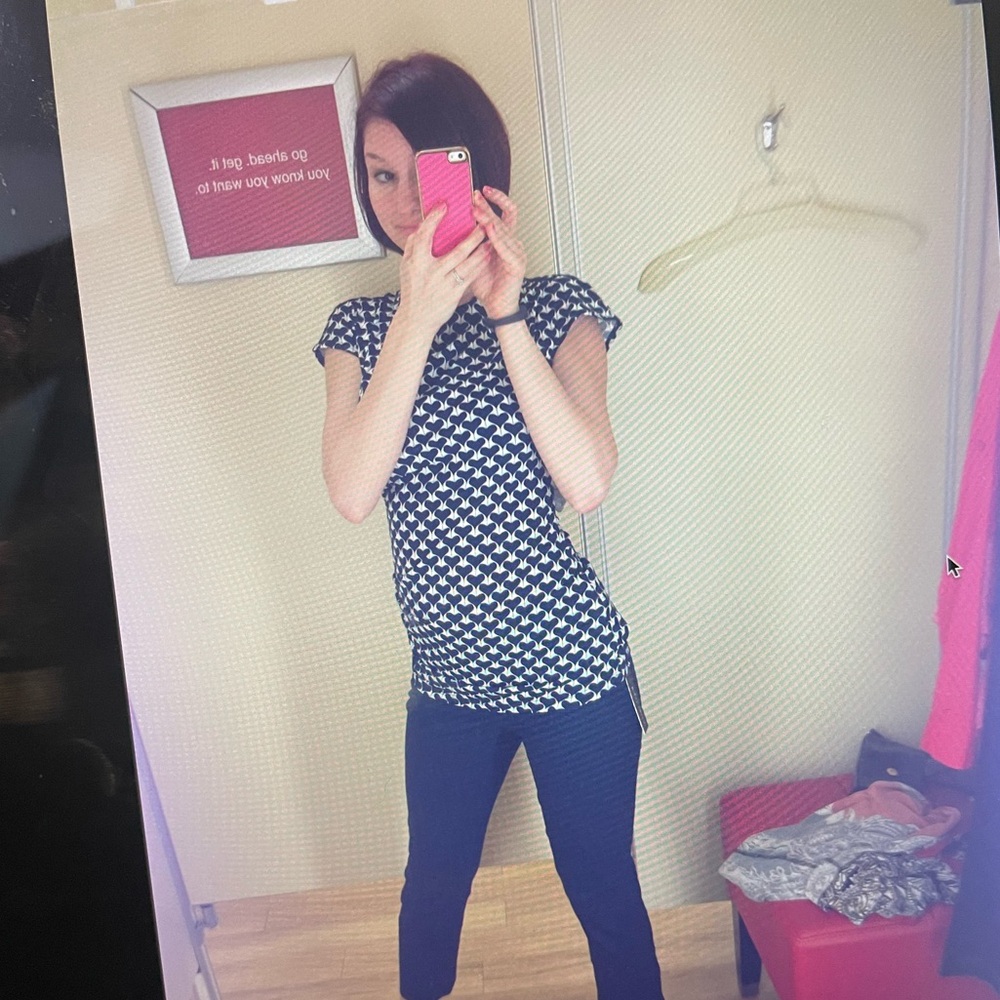 Graphic heart top